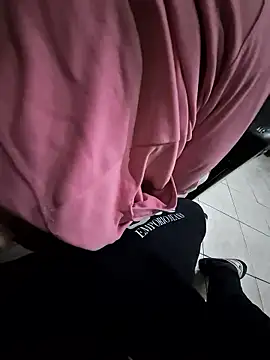 Snapshot of Monella52 chatting on January 10, 2026, 2:30 pm Monella52 online show from January 10, 2026, 2:30 pm