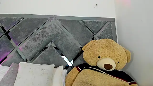 Snapshot of Sweet_Salome1 chatting on October 31, 2025, 12:06 pm Sweet Salome1 online show from October 31, 2025, 12:06 pm