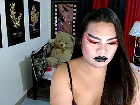 Snapshot of TSbrianaHugeCock chatting on May 11, 2026, 4:04 pm TSbrianaHugeCock online show from May 11, 2026, 4:04 pm
