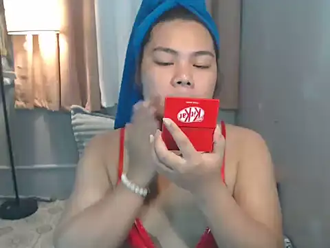 Snapshot of TSbrianaHugeCock chatting on July 4, 2026, 12:00 pm TSbrianaHugeCock online show from July 4, 2026, 12:00 pm