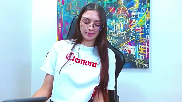 Snapshot of Lea_Deluc chatting on March 15, 2026, 6:47 pm Lea Deluc online show from March 15, 2026, 6:47 pm