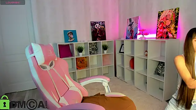 Snapshot of lasly_moon chatting on September 12, 2025, 8:14 am lasly moon online show from September 12, 2025, 8:14 am