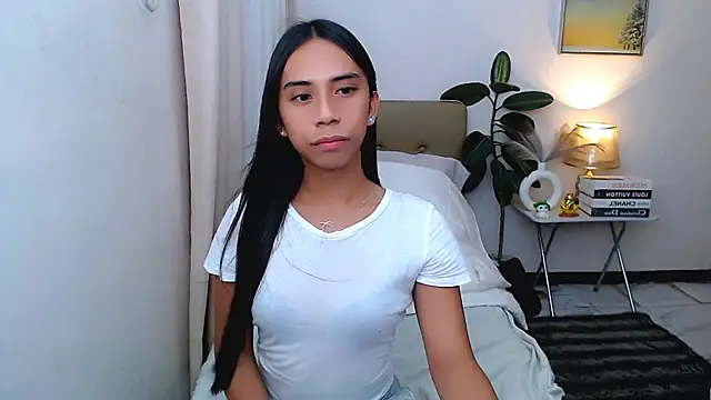 Snapshot of scarlet_smith7 chatting on June 4, 2026, 8:09 am scarlet smith7 online show from June 4, 2026, 8:09 am