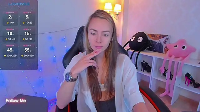 Snapshot of Little_Rockk chatting on October 6, 2025, 4:21 am Little Rockk online show from October 6, 2025, 4:21 am