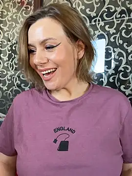 Snapshot of emmasweett11 chatting on March 11, 2026, 9:59 am emmasweett11 online show from March 11, 2026, 9:59 am