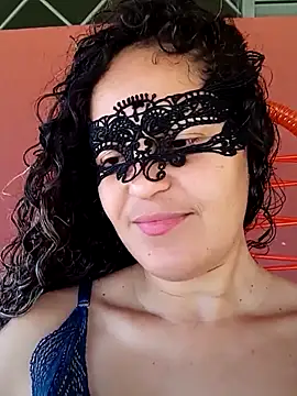 RaphinhaSanches online show from September 10, 2025, 1:33 pm