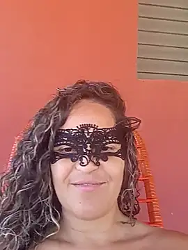 RaphinhaSanches online show from September 18, 2025, 1:46 pm