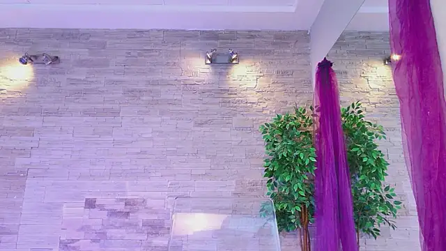 AngelInSinn online show from June 24, 2026, 5:06 am