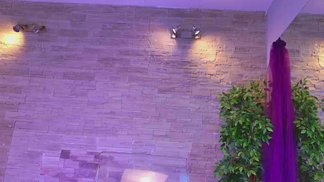 AngelInSinn online show from July 15, 2026, 5:23 am