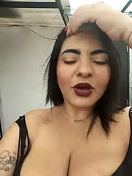 Luciana r online show from April 29, 2026, 1:26 pm