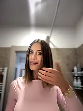 Snapshot of _JessyRey_ chatting on September 10, 2025, 7:19 am JessyRey online show from September 10, 2025, 7:19 am