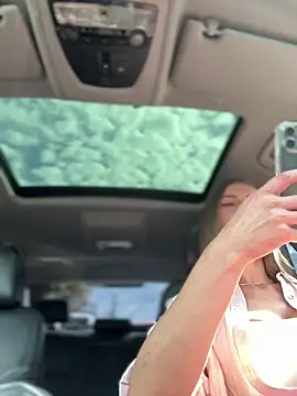 Snapshot of _JessyRey_ chatting on September 15, 2025, 8:25 am JessyRey online show from September 15, 2025, 8:25 am