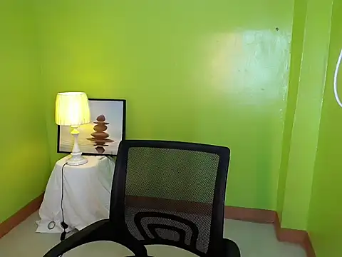 SultryCyraFoxmore online show from February 24, 2026, 5:00 pm