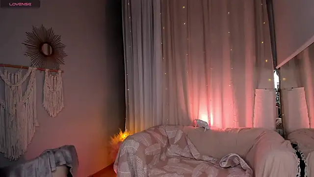 MilliMouse online show from March 3, 2026, 10:37 pm