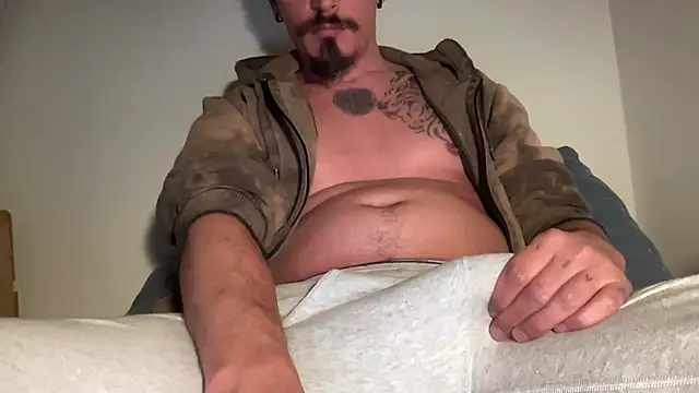 Snapshot of sunZfun chatting on November 15, 2025, 9:21 pm sunZfun online show from November 15, 2025, 9:21 pm