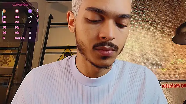 MarcusRain  online show from October 4, 2025, 3:59 am