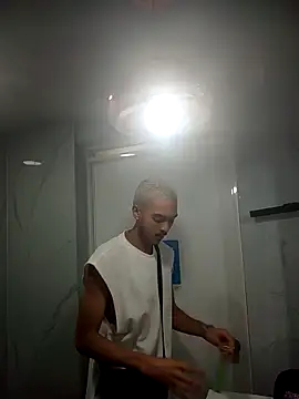 MarcusRain  online show from October 27, 2025, 2:32 pm