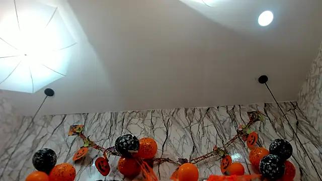 EXOTIC EBONY  online show from October 23, 2025, 6:06 pm