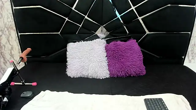 EXOTIC EBONY  online show from November 2, 2025, 8:00 pm