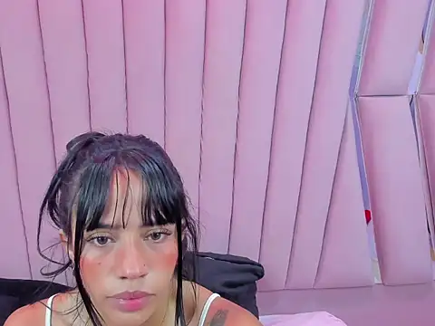 hazel 18  online show from October 3, 2025, 8:28 pm