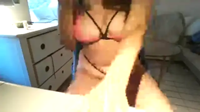 Sandrababe1010 online show from July 4, 2026, 6:03 pm