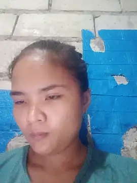 Snapshot of Sexy-Mama25 chatting on December 15, 2025, 12:04 am Sexy-Mama25 online show from December 15, 2025, 12:04 am