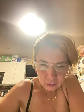 Snapshot of natasha251 chatting on October 26, 2025, 11:31 pm natasha251 online show from October 26, 2025, 11:31 pm