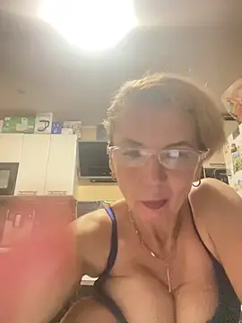 Snapshot of natasha251 chatting on November 1, 2025, 12:12 am natasha251 online show from November 1, 2025, 12:12 am