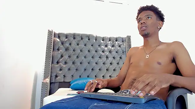 nero reyd online show from September 30, 2025, 7:30 pm