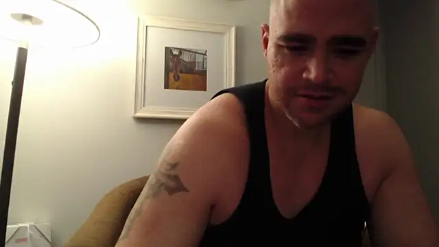 Dallasbest214 online show from September 9, 2025, 1:43 pm