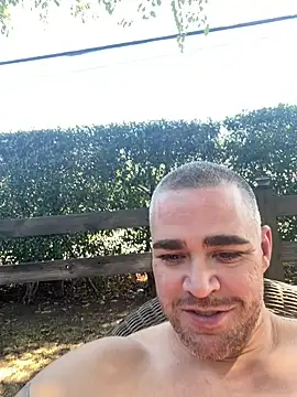 Dallasbest214 online show from September 27, 2025, 6:46 pm