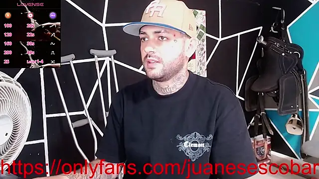 Snapshot of nicolastorres99 chatting on October 3, 2025, 6:27 pm nicolastorres99 online show from October 3, 2025, 6:27 pm