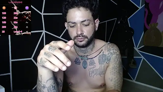 Snapshot of nicolastorres99 chatting on November 20, 2025, 12:16 pm nicolastorres99 online show from November 20, 2025, 12:16 pm