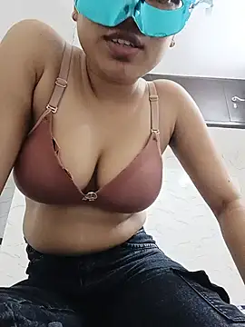 baddy8008 online show from July 17, 2026, 9:38 am