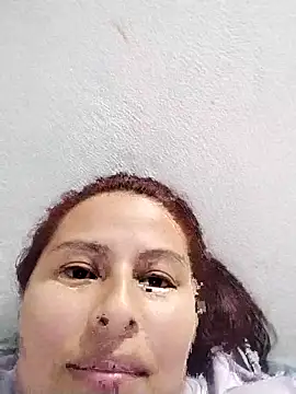 Snapshot of yelezia chatting on January 14, 2026, 1:11 am yelezia online show from January 14, 2026, 1:11 am