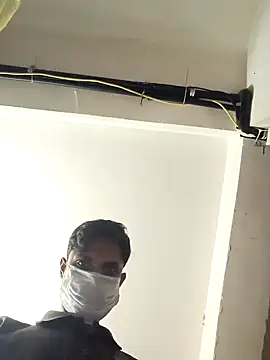 96Rohon online show from September 9, 2025, 8:41 pm