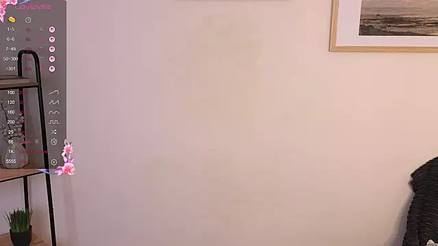 Snapshot of Bonnie_Nunez chatting on October 9, 2025, 10:08 pm Bonnie Nunez online show from October 9, 2025, 10:08 pm