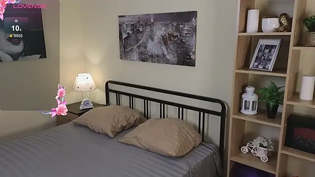 Snapshot of Bonnie_Nunez chatting on November 8, 2025, 5:45 pm Bonnie Nunez online show from November 8, 2025, 5:45 pm