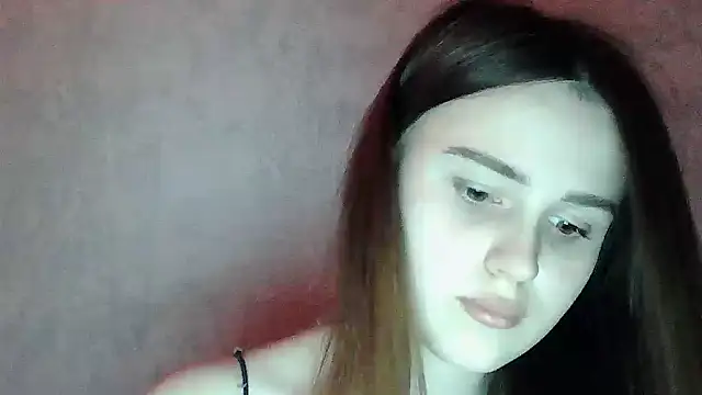 SweetLoraa online show from March 15, 2026, 7:09 pm