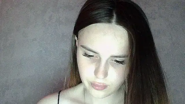 SweetLoraa online show from May 28, 2026, 3:04 am