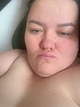 SunnyLeila2101 online show from September 15, 2025, 5:40 am