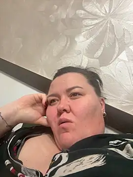 SunnyLeila2101 online show from September 23, 2025, 8:23 pm