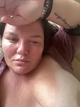 SunnyLeila2101 online show from July 10, 2026, 3:14 pm