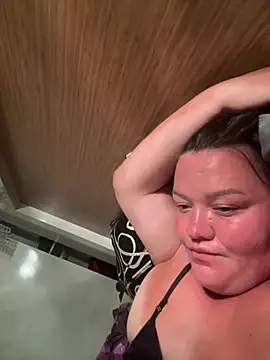 SunnyLeila2101 online show from July 22, 2026, 10:12 pm