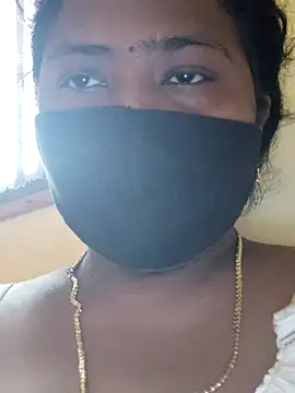 Snapshot of Tamilreethu chatting on November 5, 2025, 3:39 am Tamilreethu online show from November 5, 2025, 3:39 am