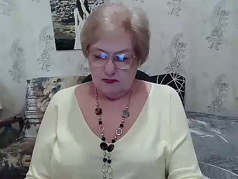 Renata62011 online show from April 29, 2026, 12:42 pm