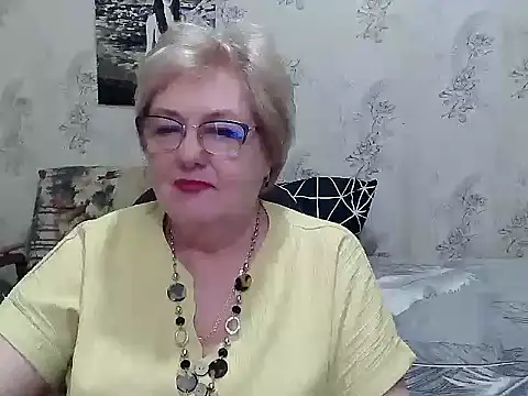 Snapshot of Renata62011 chatting on May 24, 2026, 5:51 pm Renata62011 online show from May 24, 2026, 5:51 pm
