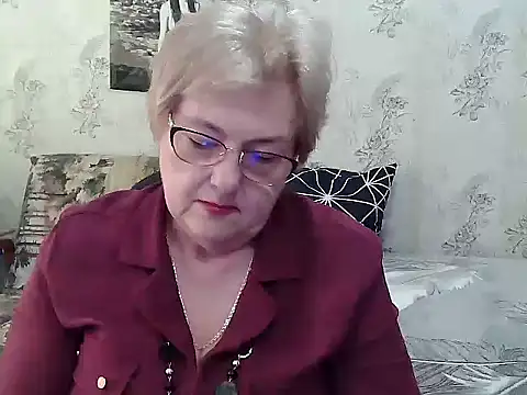Snapshot of Renata62011 chatting on May 25, 2026, 11:49 am Renata62011 online show from May 25, 2026, 11:49 am