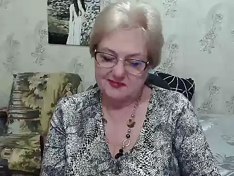 Snapshot of Renata62011 chatting on May 28, 2026, 6:49 pm Renata62011 online show from May 28, 2026, 6:49 pm