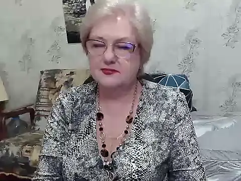Snapshot of Renata62011 chatting on June 16, 2026, 11:35 am Renata62011 online show from June 16, 2026, 11:35 am